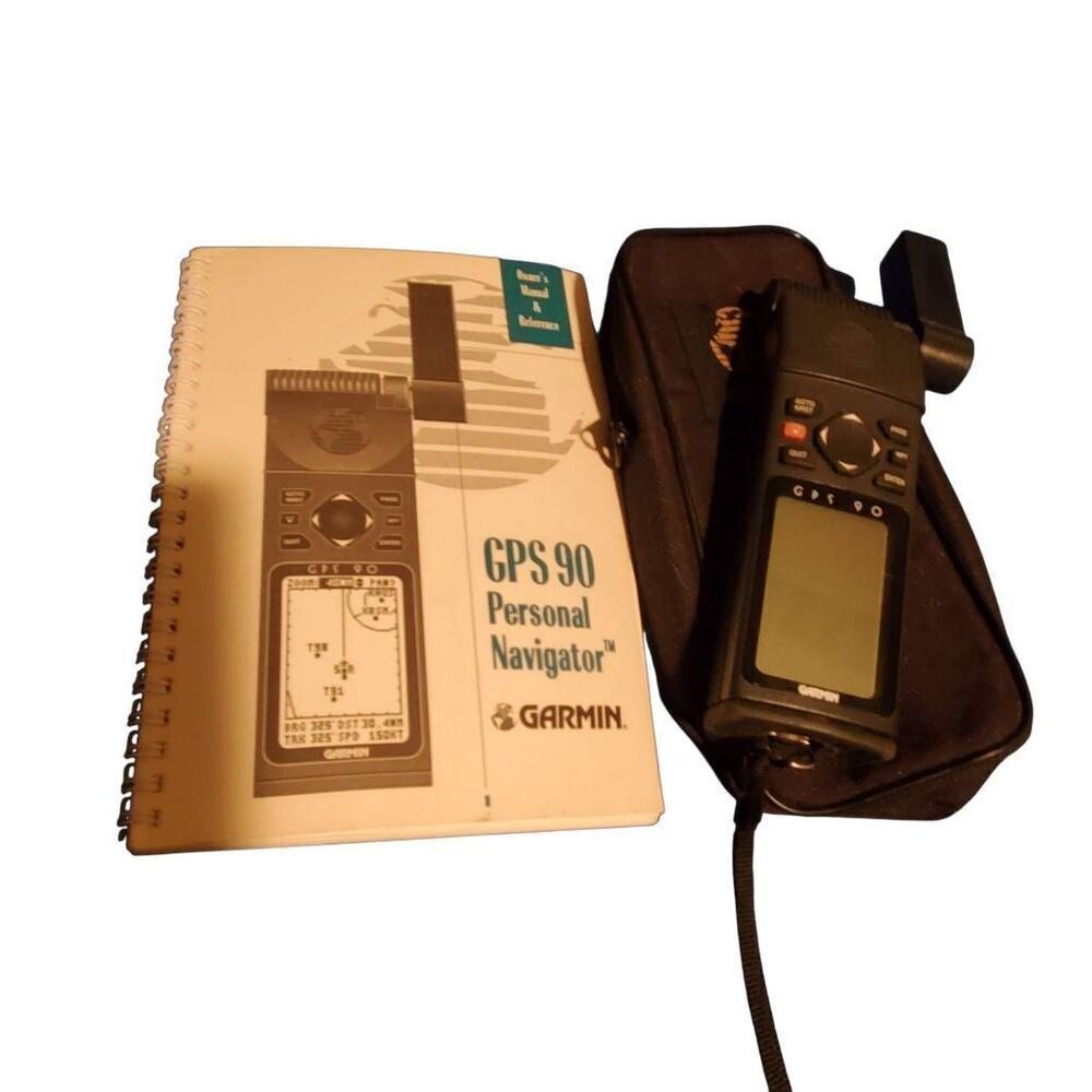 Vintage GARMIN GPS 90 Handheld Personal Navigator GPS SAT NAV Aviation database