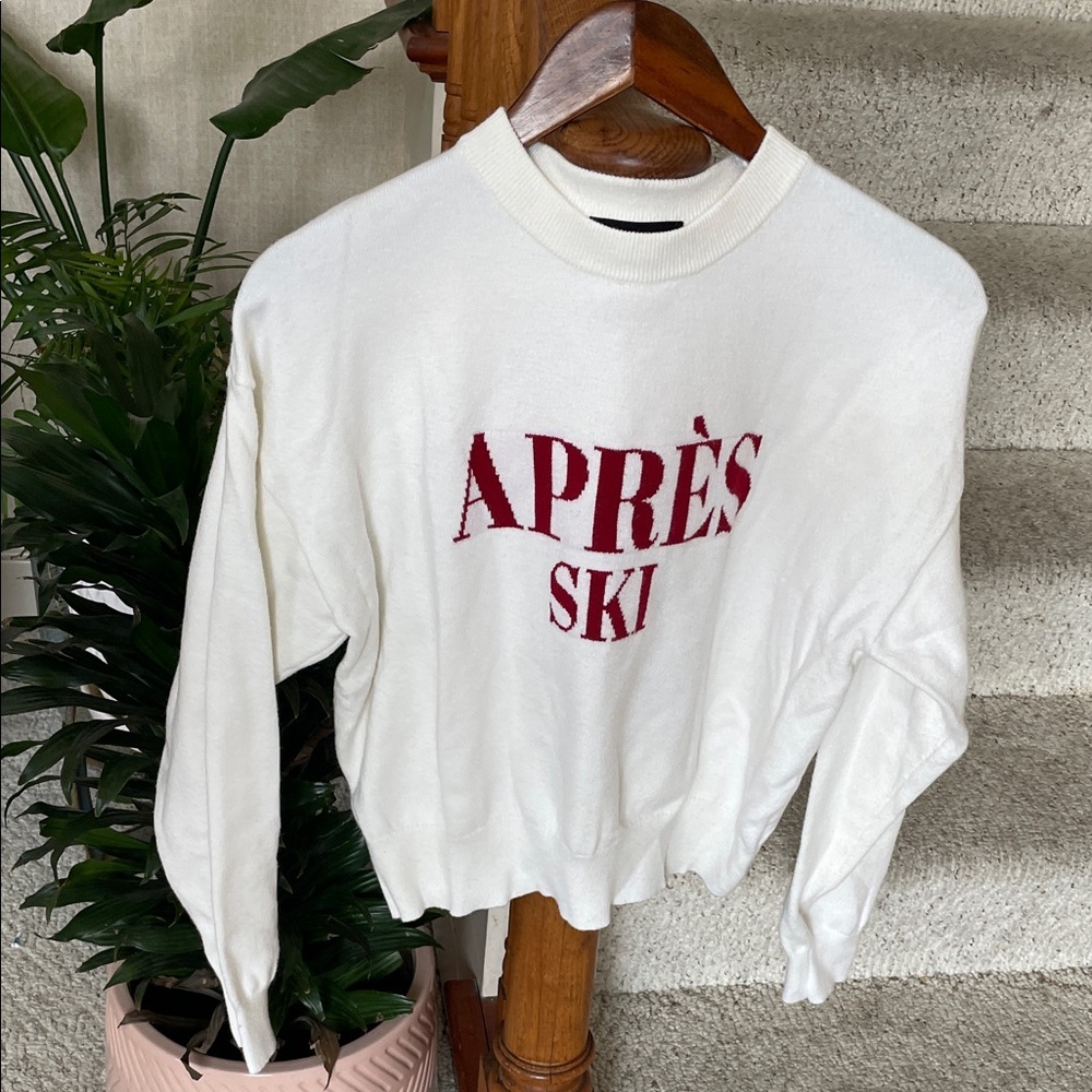 Ardene B White and Red Winter Après Ski Sweatshirt