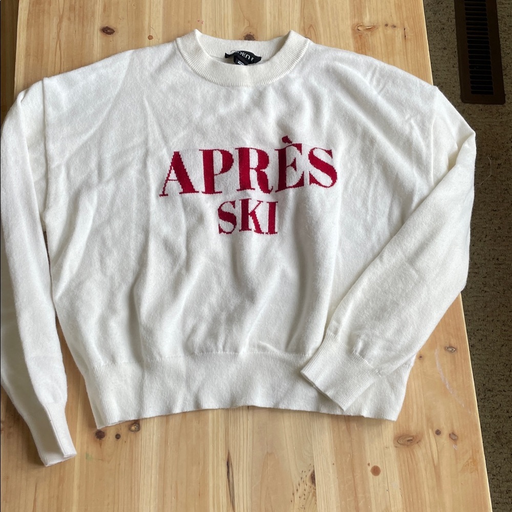 Ardene B White and Red Winter Après Ski Sweatshirt - Picture 5 of 7