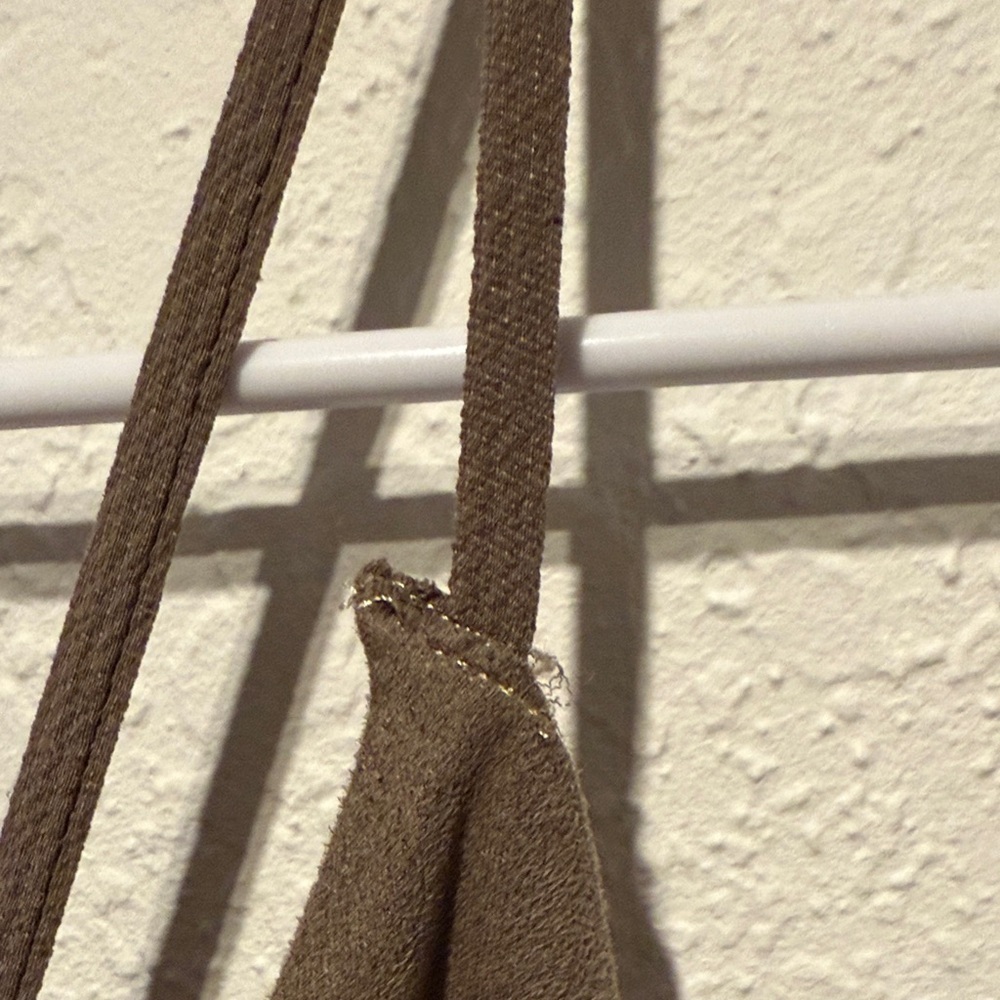 "BKE Red" Suede-Feel Brown Flowy Spaghetti Strap Tank Top Tan Flowy Relaxed Cute - Picture 7 of 7
