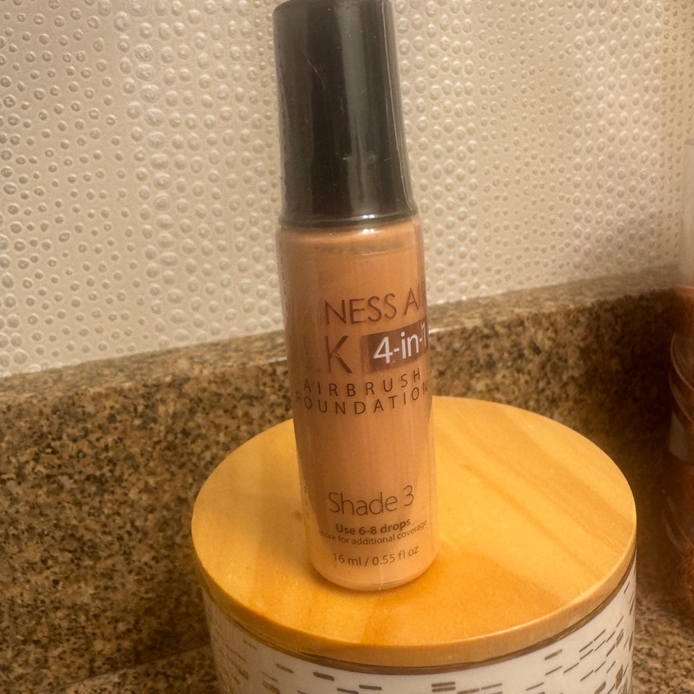 Luminess Airbrush Foundation Shade 3 . 5-in 1. .55oz‎