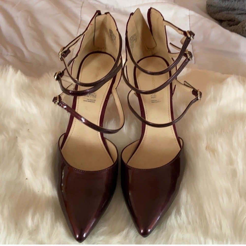 Liz Claiborne Maroon Strappy Heels - Picture 2 of 6