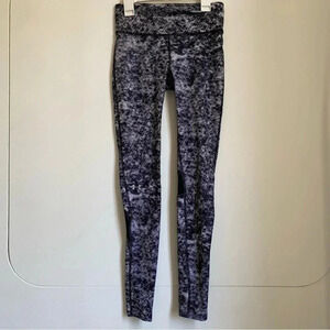 3/$39 Under Armour Fly-by Compression Running Mesh details Leggings XS