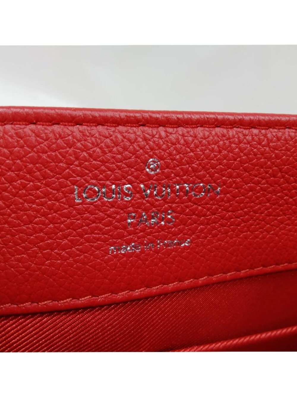 Authentic Louis Vuitton Lockme II Red Leather LV Satchel Crossbody Shoulder Bag - Picture 15 of 16