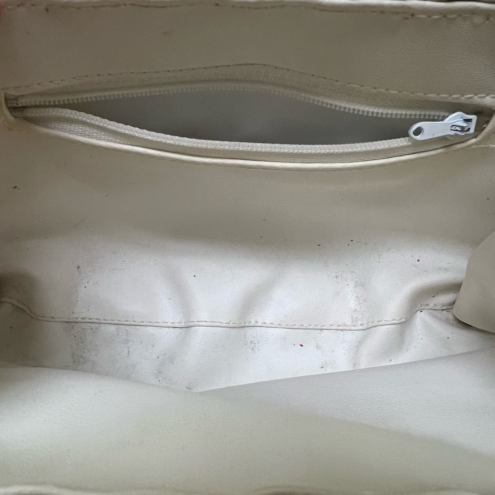 Vintage White Wicker WALBORG Handmade Purse, Hong Kong - Picture 6 of 6