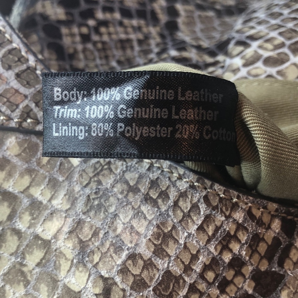 G.I.L.I. Lg Python Print Soft Leather Hobo Shoulder Bag Gold tone hardware NEW - Picture 8 of 16