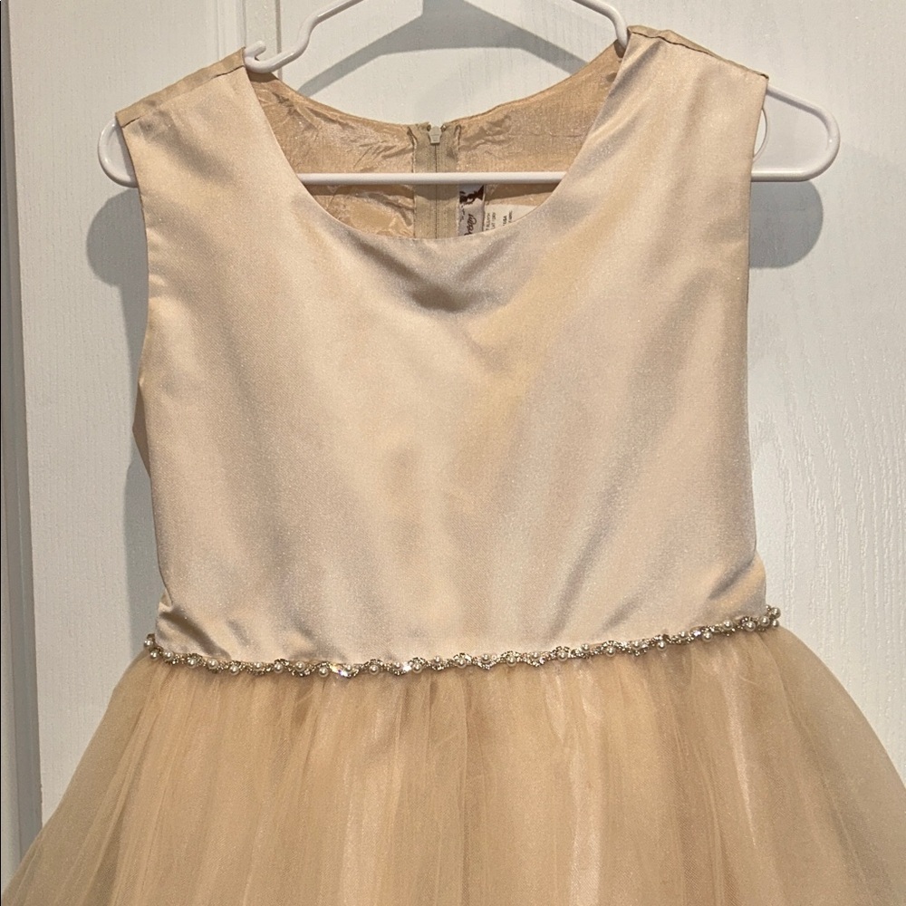 Kid’s Dream Satin Top Girls Dress with Wavy Rhinestone & Pearl Trim, Size 18.5 - Picture 4 of 8