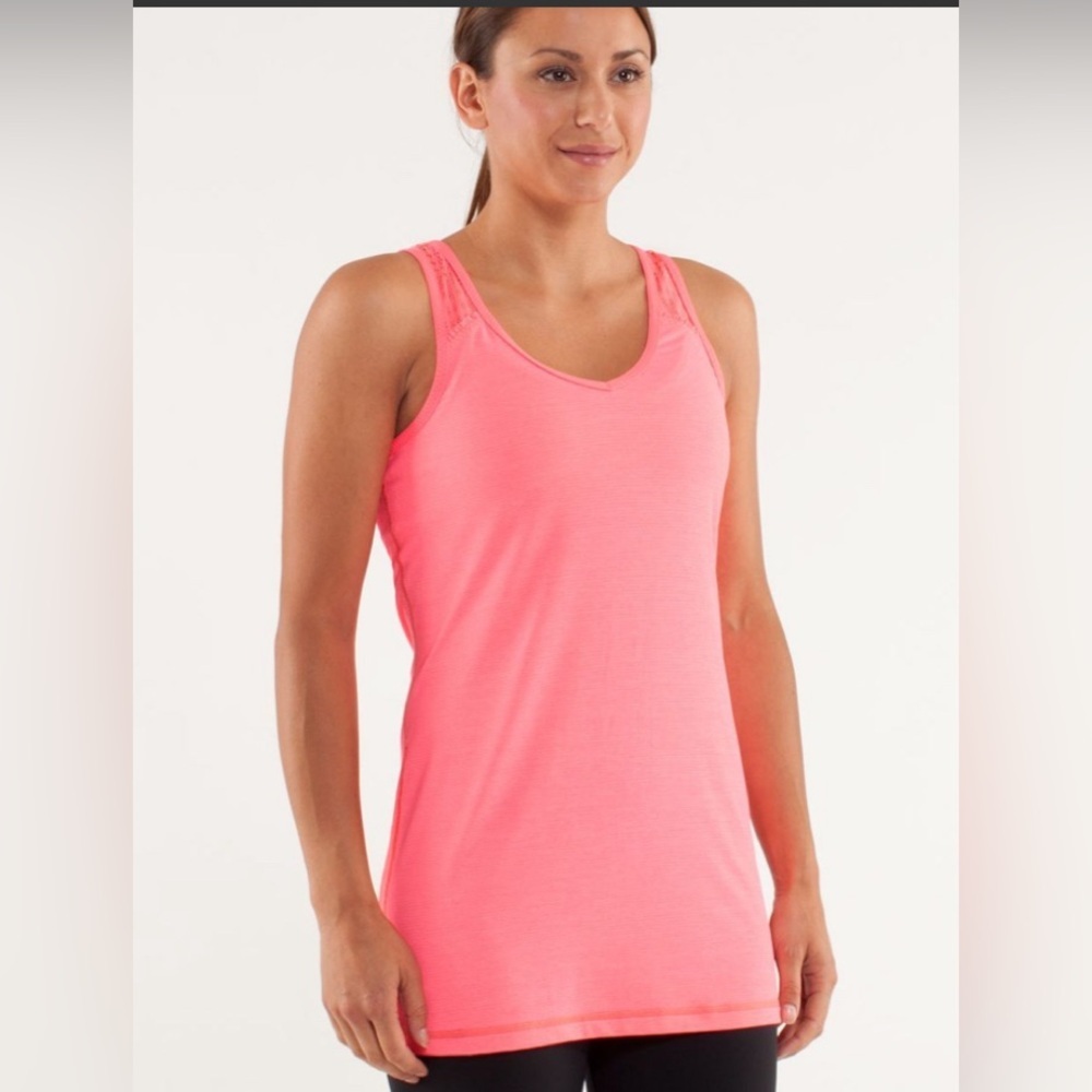 Lululemon Run Tie and Fly Tank, Size 4 - Picture 2 of 15
