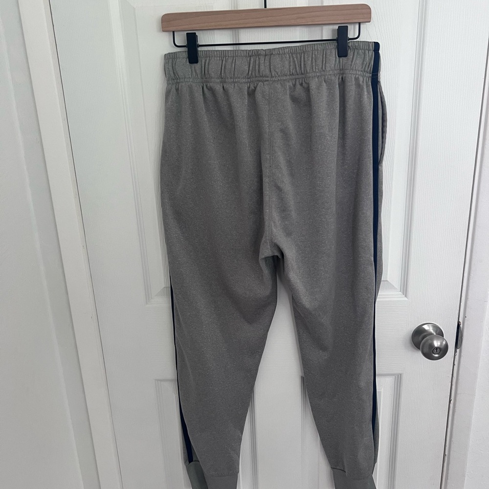 FC Barcelona Men's Authentic Sweatpants Size L - Picture 4 of 4