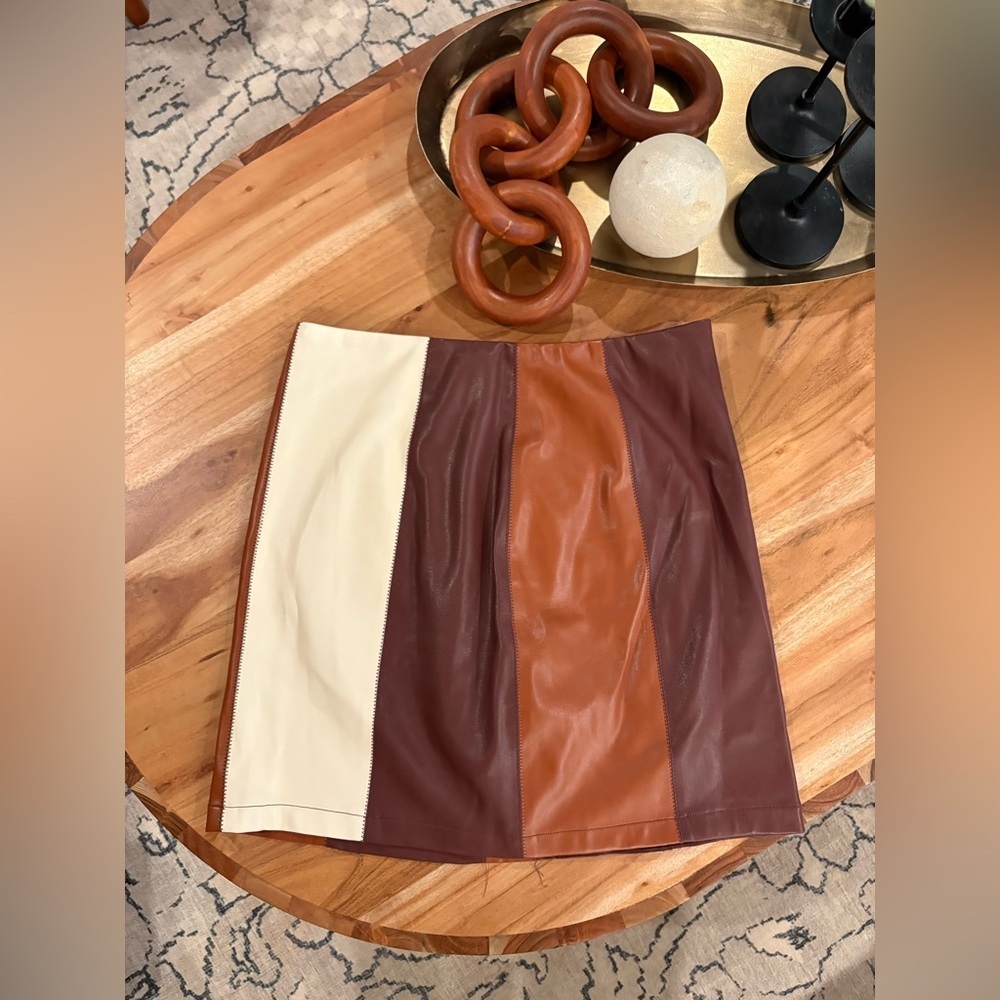 EN SAISON Striped Miniskirt Stitched Vegan Leather Colorblock | Size L - Picture 7 of 16