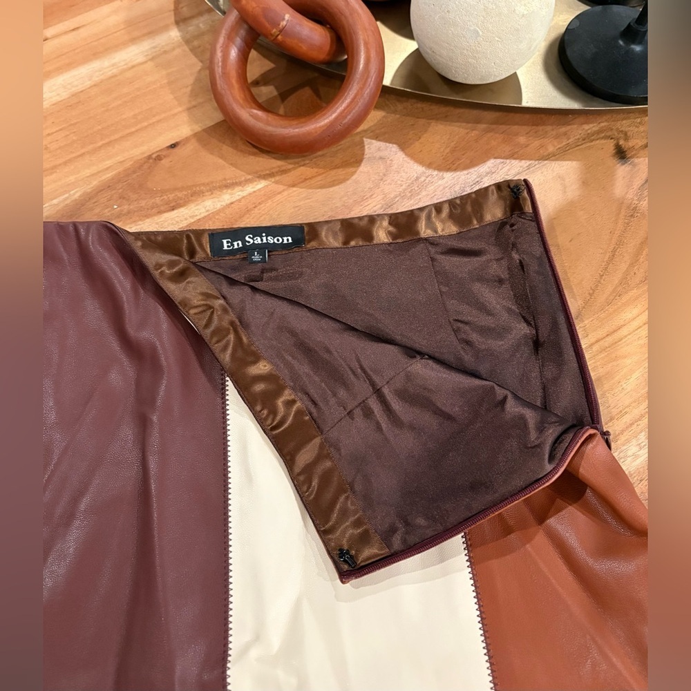 EN SAISON Striped Miniskirt Stitched Vegan Leather Colorblock | Size L - Picture 11 of 16