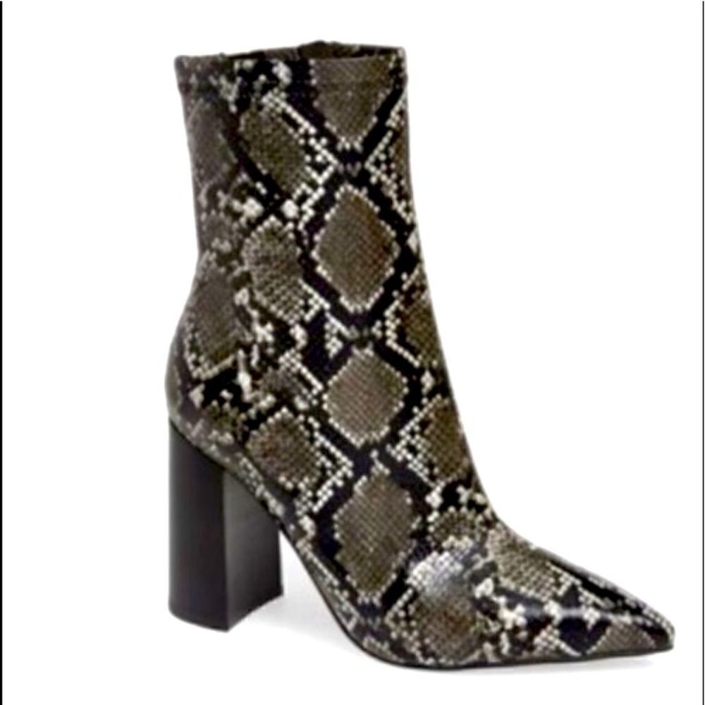 ❤️HP❤️Jeffrey Campbell sneak gray boots