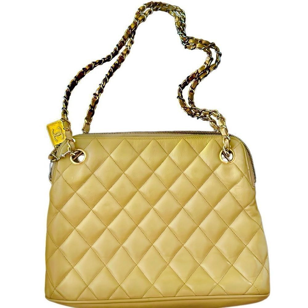 CHANEL Yellow Quilted Shoulder Bag with Chain Strap - Picture 7 of 16