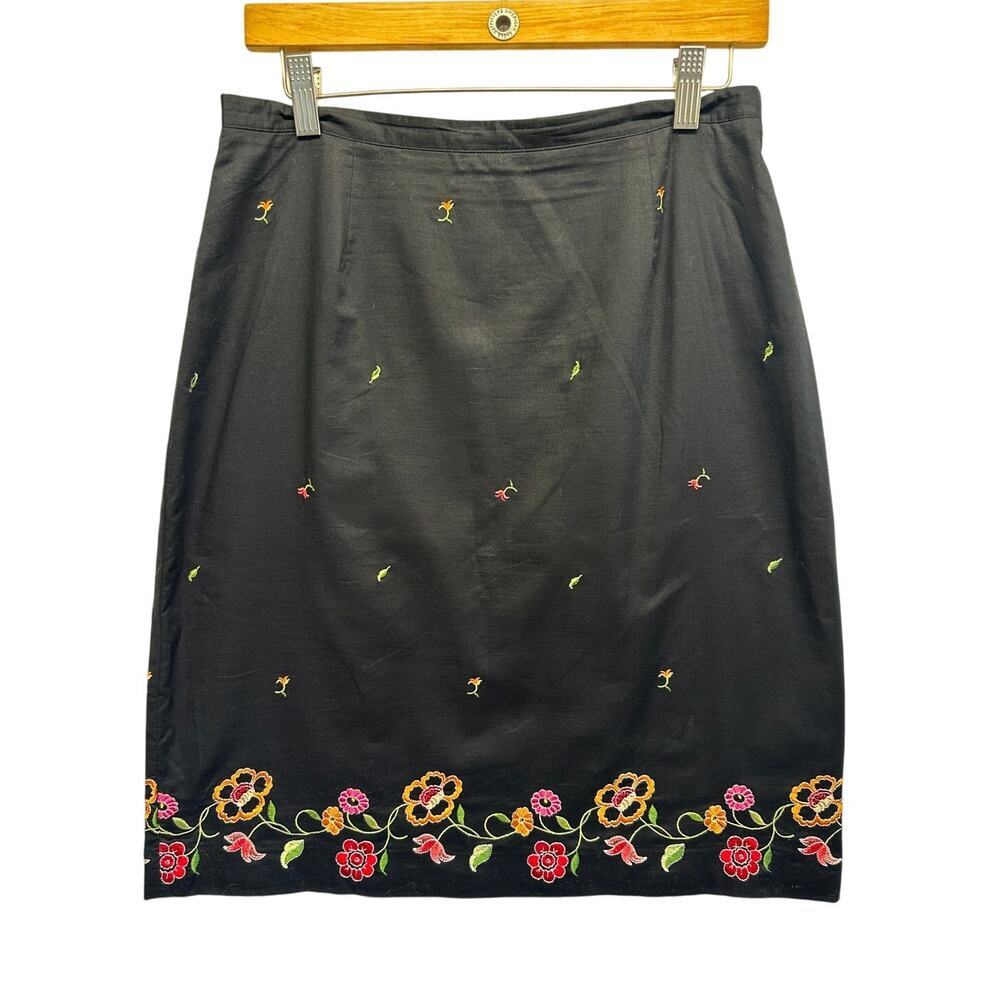 Y2K Casual Corner Annex Black Women Skirt Embroidered Flowers Coquette Career