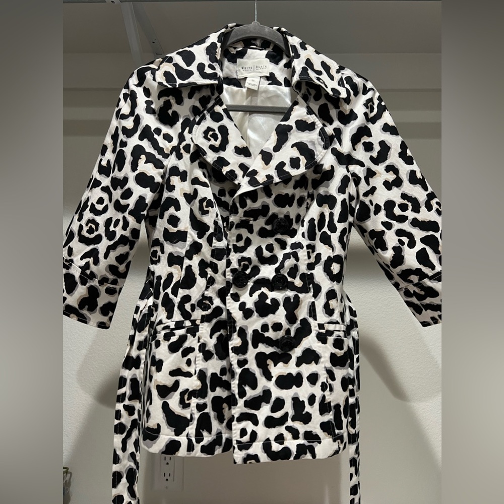White House Black Market 3/4 Sleeve double breasted‎ Pea Coat Animal Print XS