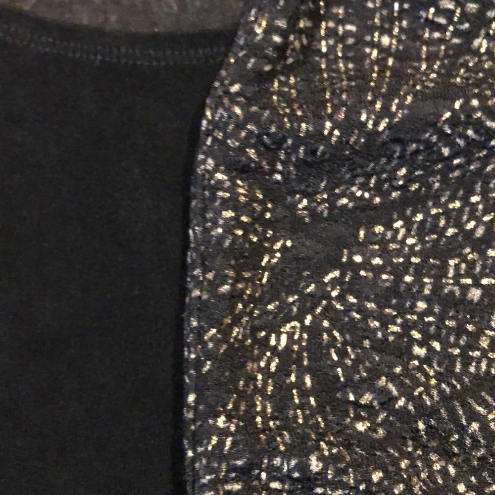 JM Collection one piece great Holiday Top, Metallic Hostess Pic🥳🎉🎊 - Picture 5 of 10