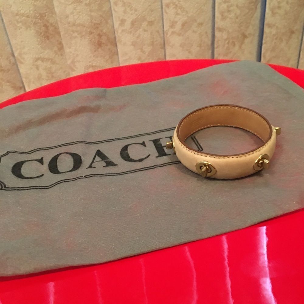 Coach Turn Key Leather Bracelet - Picture 5 of 8