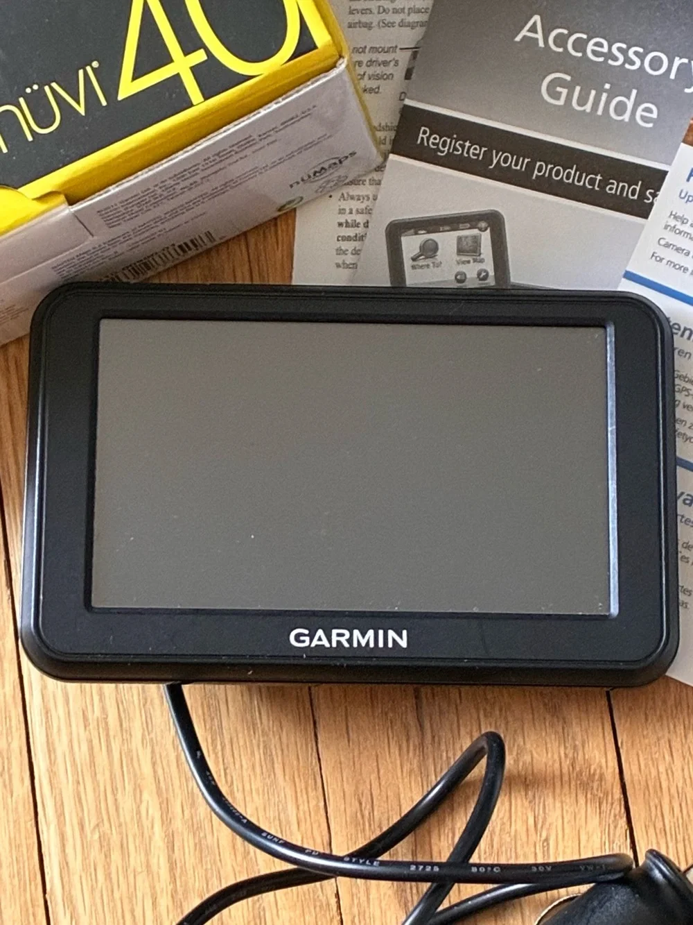 GARMIN® nüvi® 40 plug-in GPS device, 2011, Complete. WORKS - Picture 2 of 16