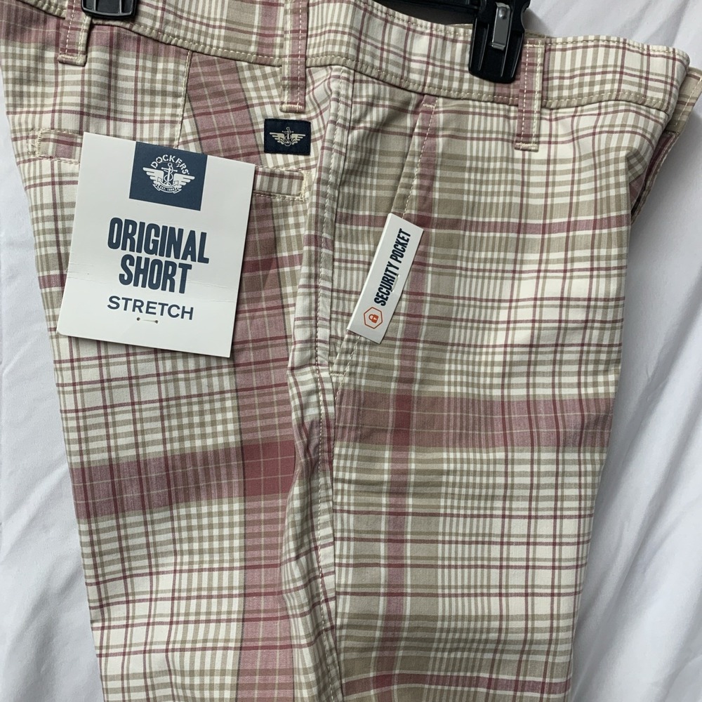 New Men's Dockers Flat Front Original Shorts Stretch Tan Plaid Size 31 Flexwaist