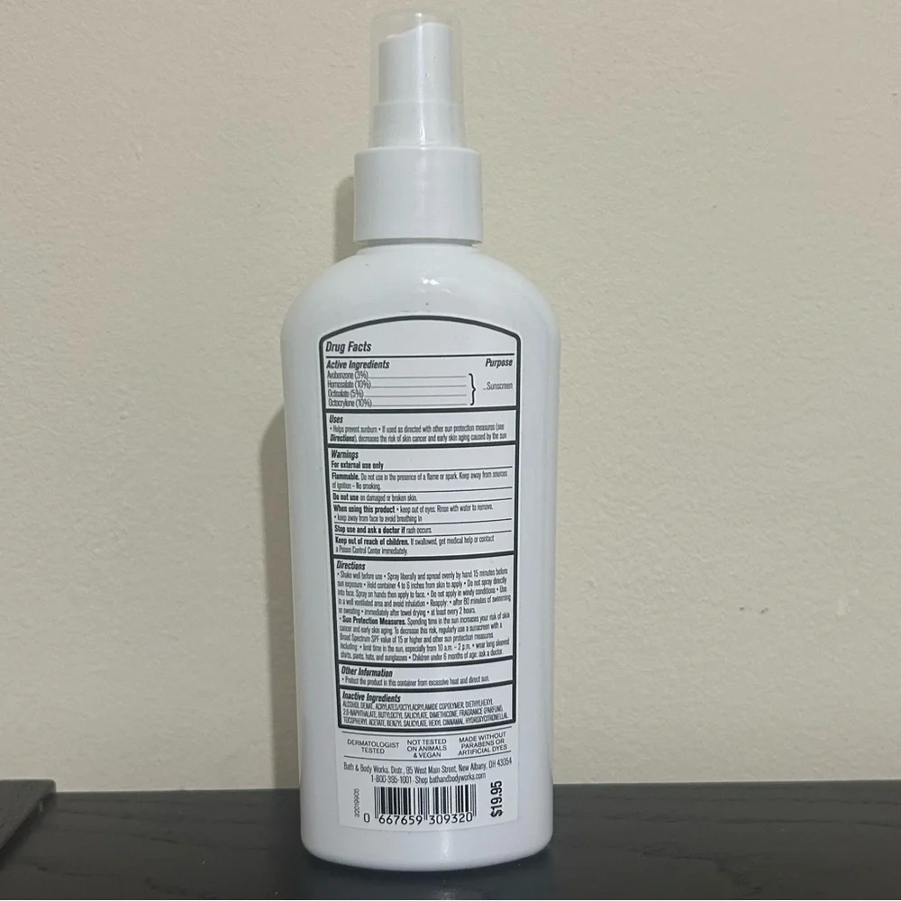 Bath & Body Works Tahiti Isle SPF 30 Sunscreen Spray - Picture 3 of 3