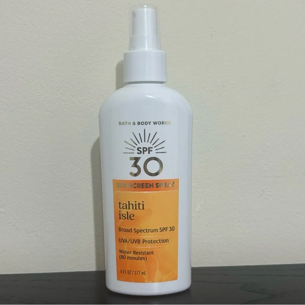 Bath & Body Works Tahiti Isle SPF 30 Sunscreen Spray - Picture 2 of 3