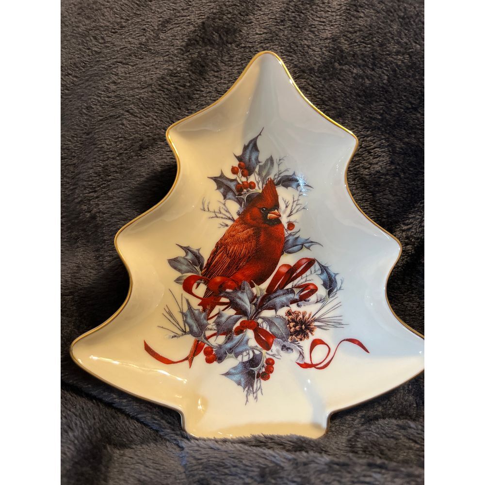 Lenox Winter Greetings Candy/Nut Dish Tree Shaped  Cardinal 24k Gold Rim…‎