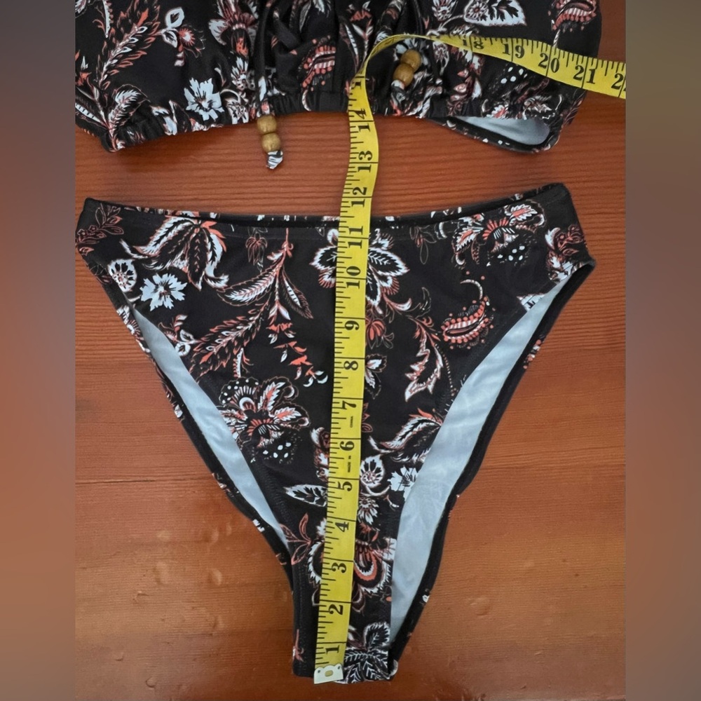 2/$20 ❤️ NWT SHEIN Black Paisly Floral Bikini Set Small - Picture 3 of 7