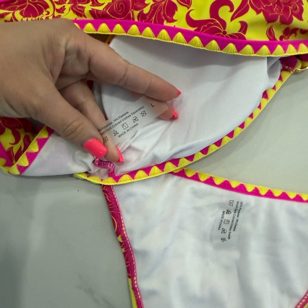 Vibrant Floral Strapless Bikini - Picture 8 of 8