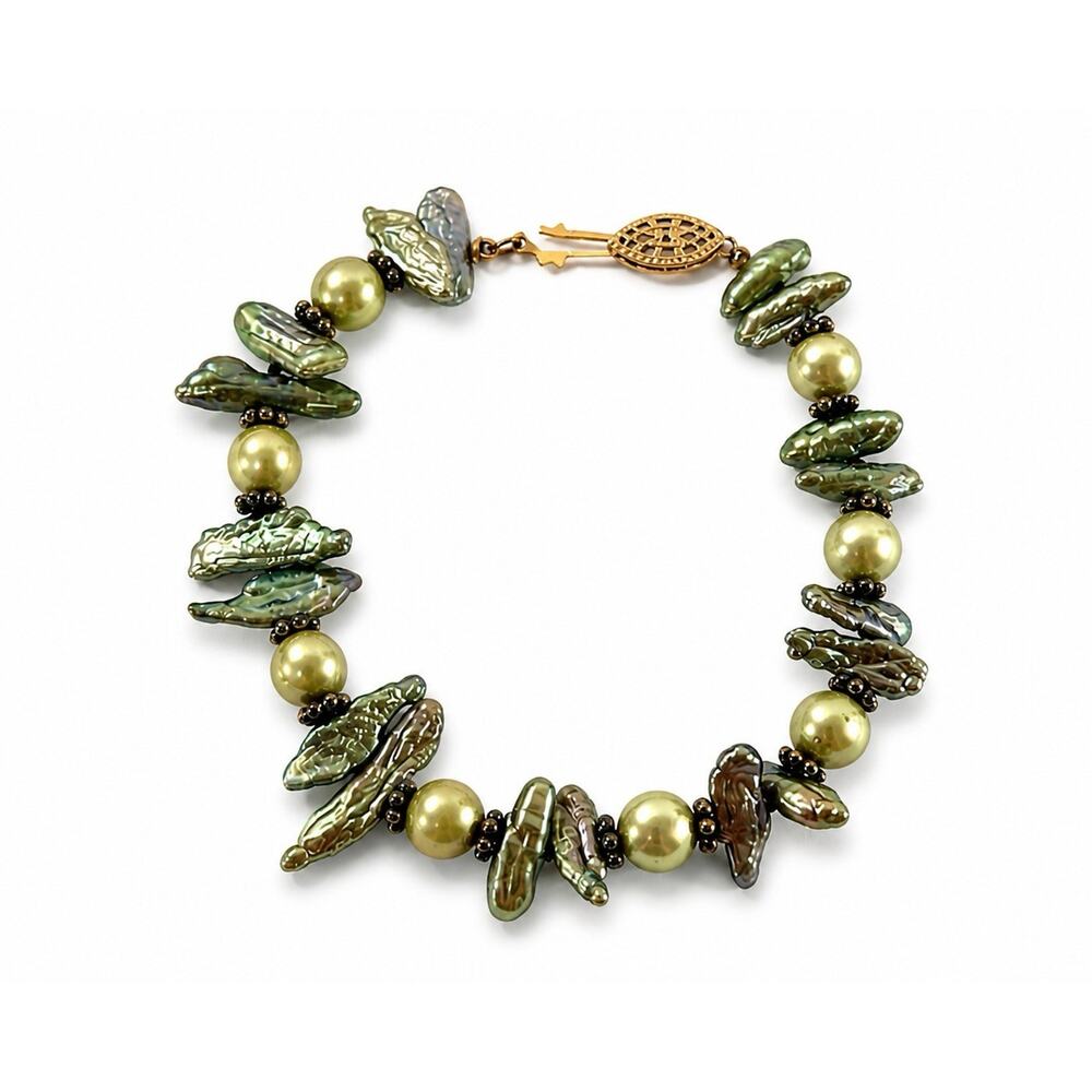 Freshwater Pearl Bracelet Green Biwa Baroque Pearls Gold Tone Clasp 7”