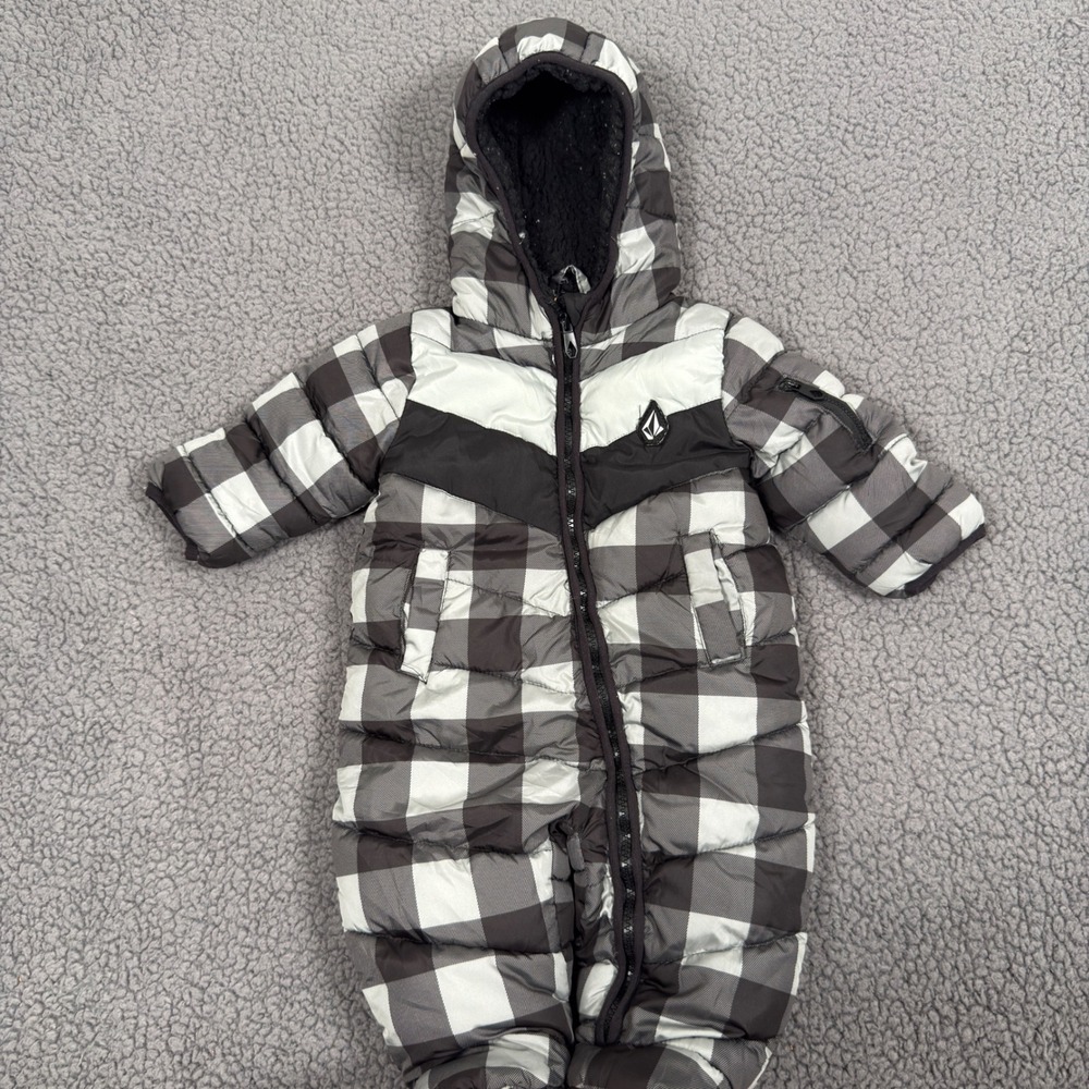 Volcom Baby Boys Black White Buffalo Plaid Puffer Snowsuit Bunting 6/9M A061VB