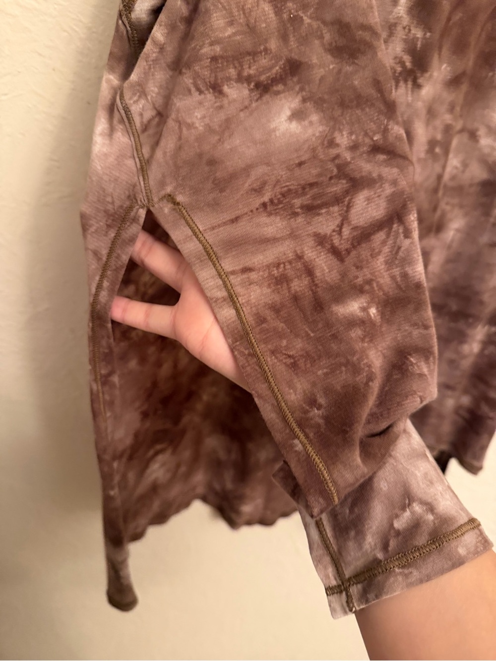lululemon Athletica Brown Tie-Dye Long Tank - Picture 4 of 6