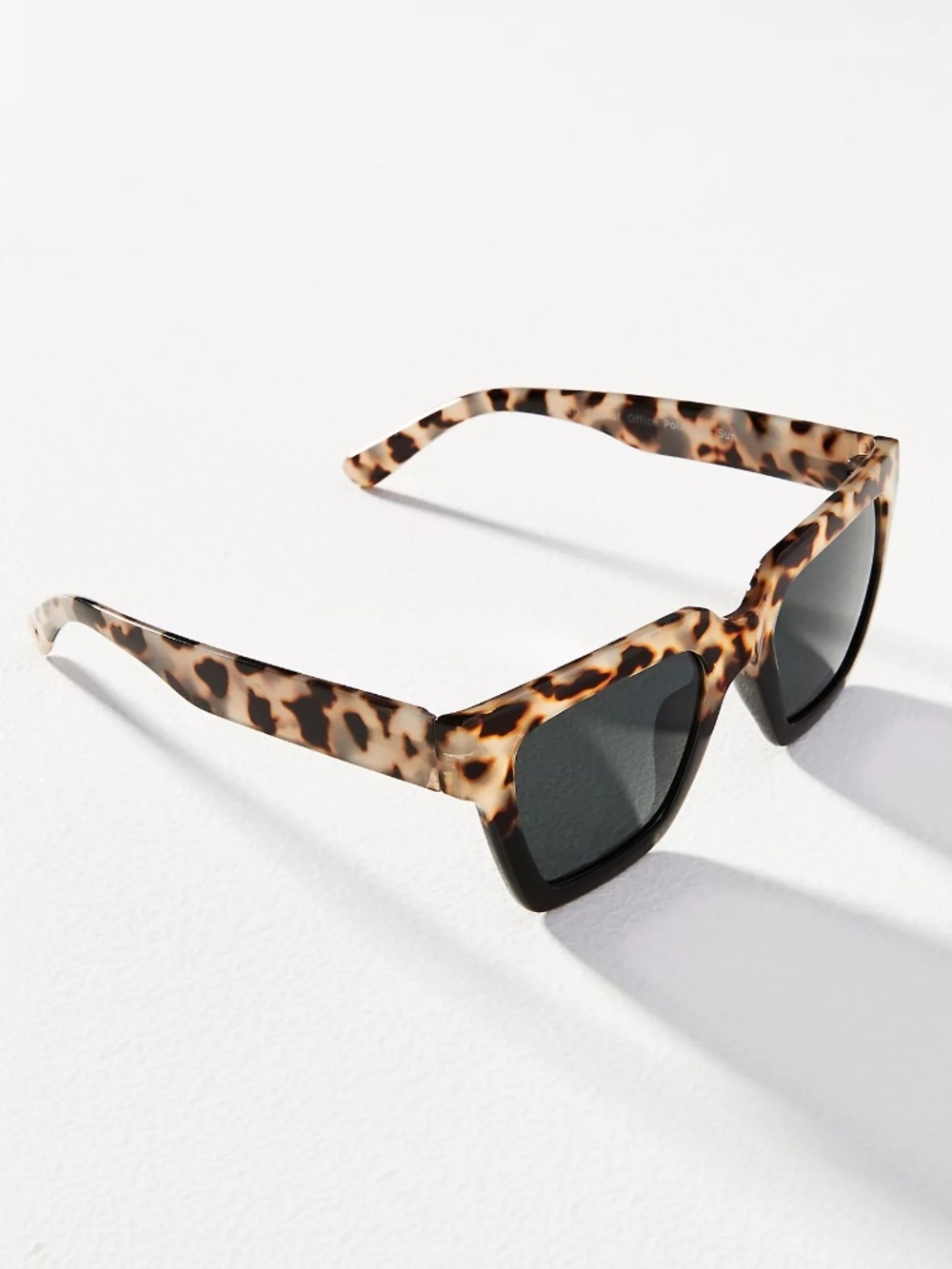 New Anthropologie Peepers Eco Friendly Gray Tortoise Black SUN GLASSES +0.00