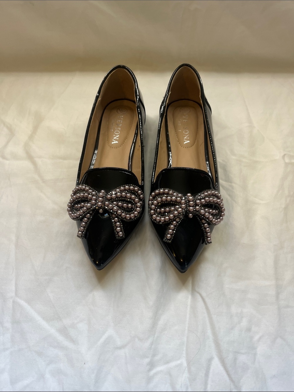 Versona Black Pointed Flats with Pearl Bow