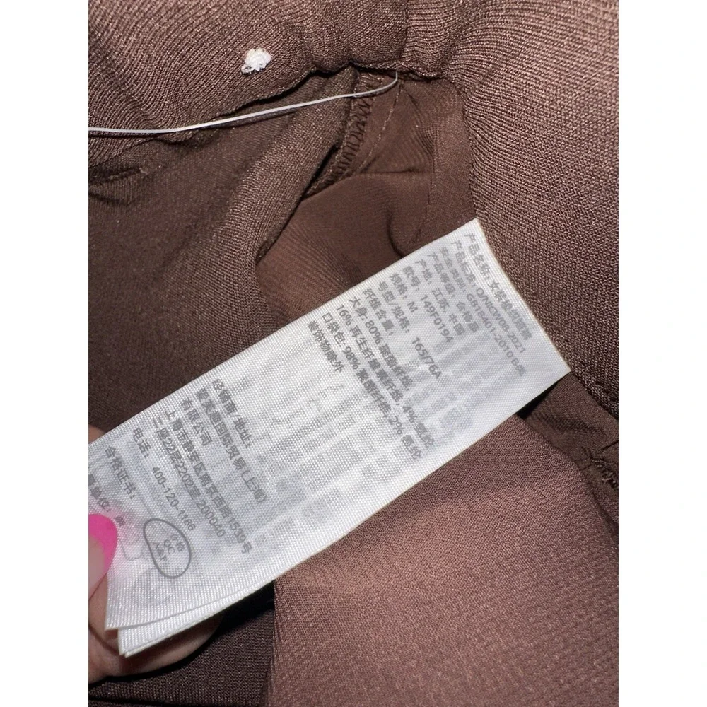 Abercrombie & Fitch Women's Size Medium Brown High Rise Tailored Pleated Shorts - Picture 4 of 5