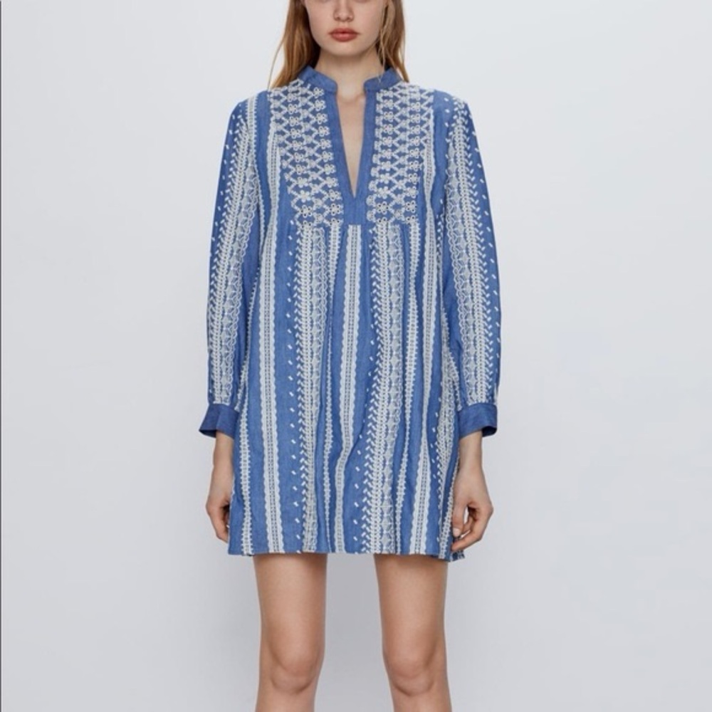Zara dress embroidered bohemian hippie‎ mini bloggers fav denim small
