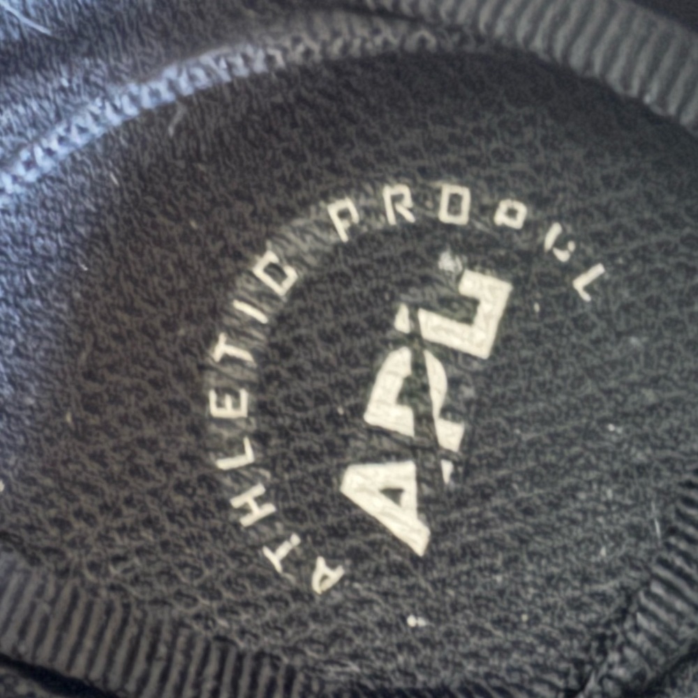 APL Techloom phantom woman’s 7.5 - Picture 10 of 10