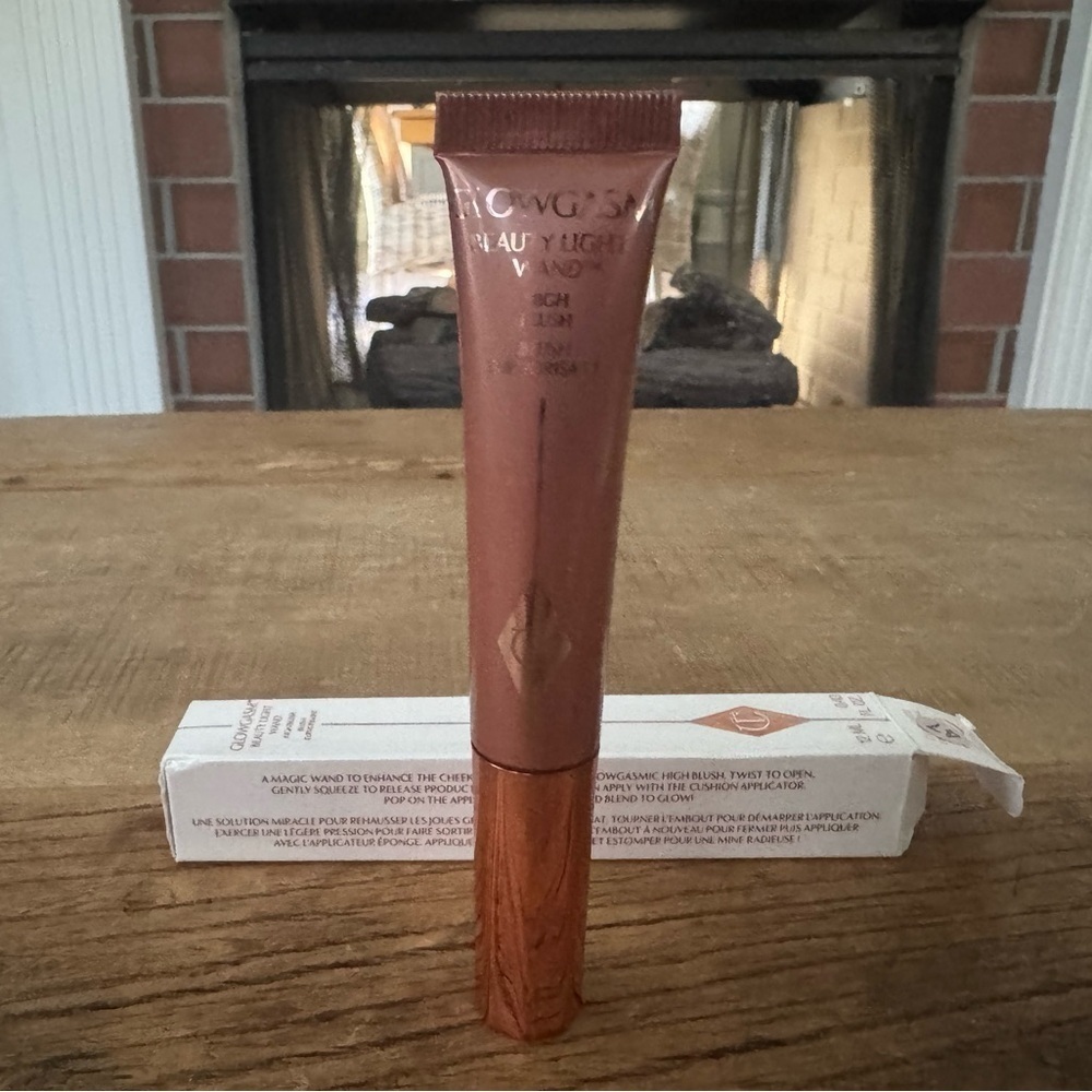 NEW IN BOX Charlotte Tilbury Glowgasm Blush ~ Pinkgasm ~ Full size! - Picture 12 of 14