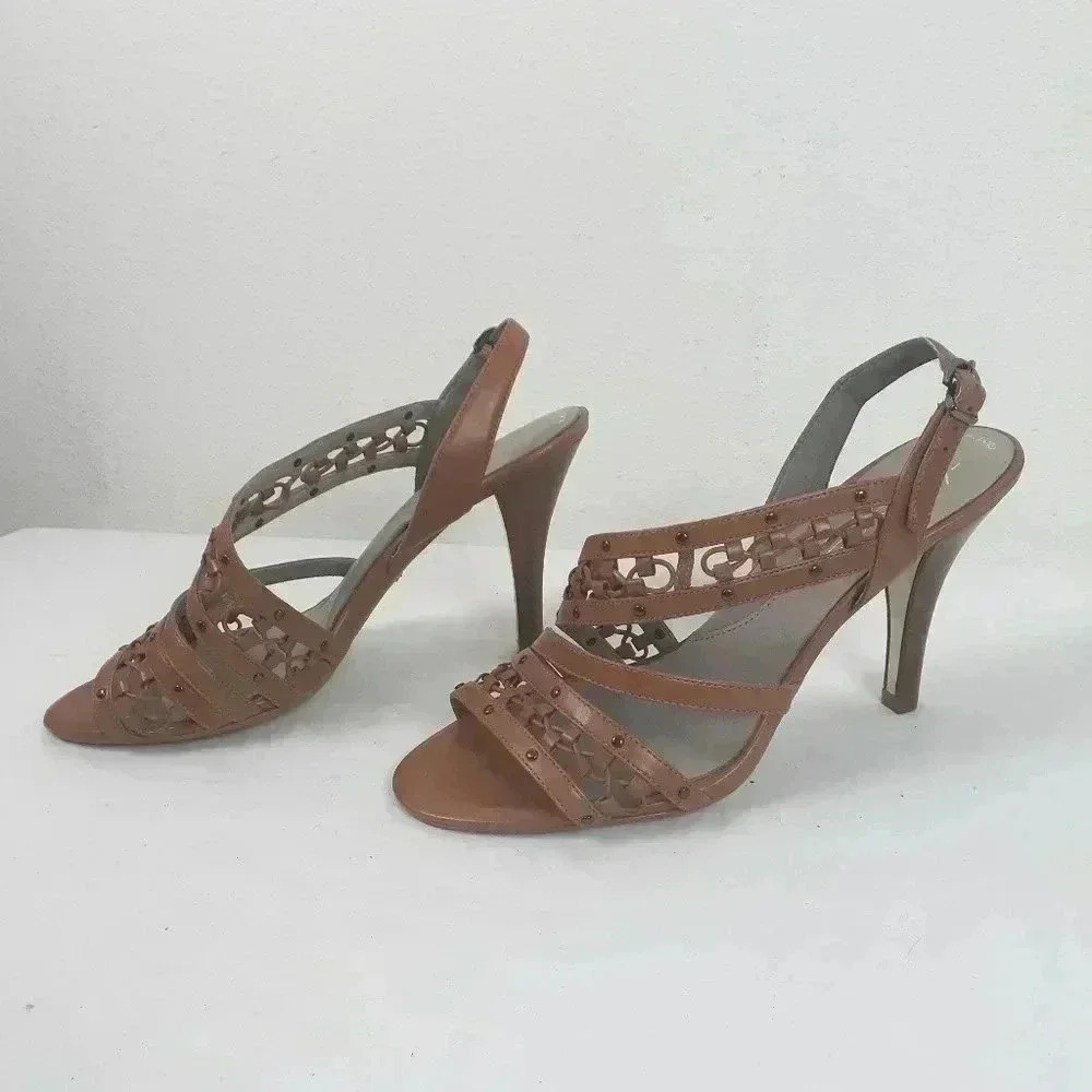 Kenneth cole New York Heels Size 8 EUC