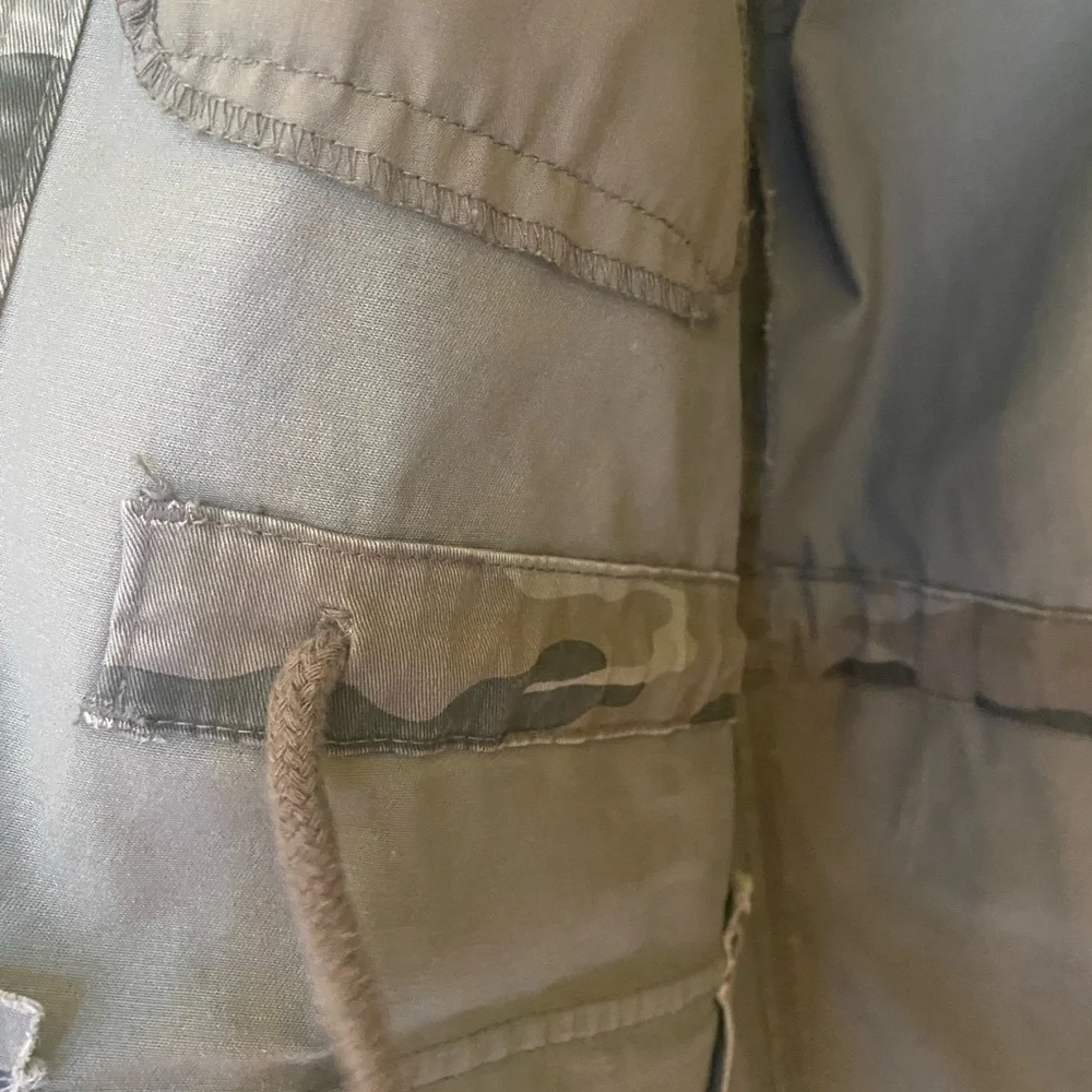 Olive Camo Utility Jacket Snap Up Pockets Stretch - Picture 9 of 9