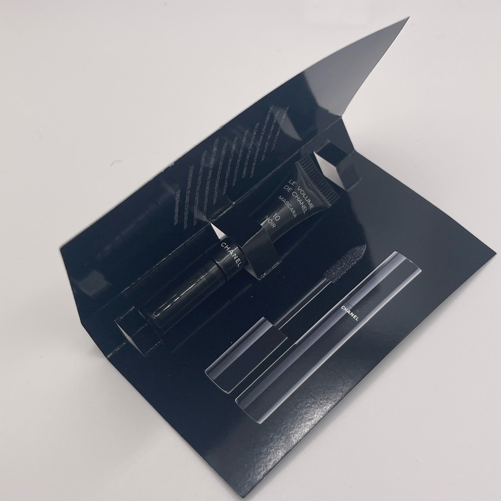 CHANEL - Le Volume de Chanel Mascara Samples (2) - Picture 2 of 3