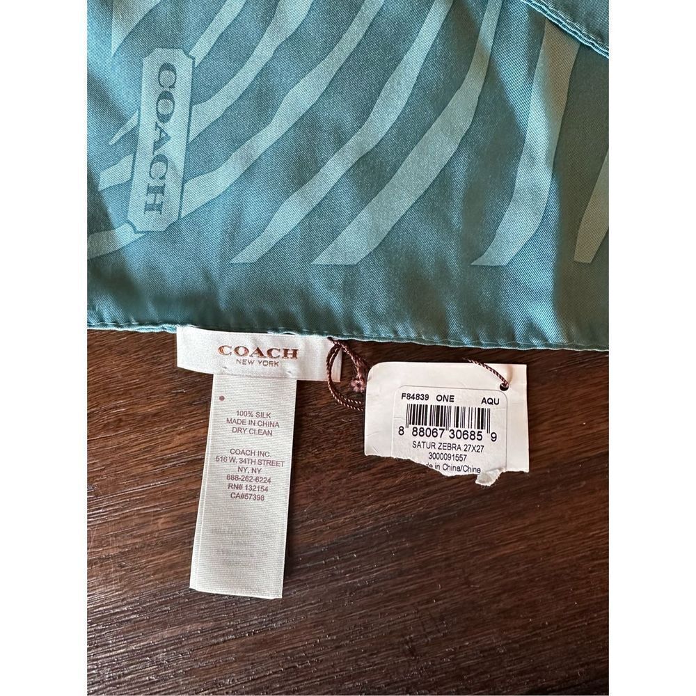 Coach teal zebra scarf - Picture 2 of 3