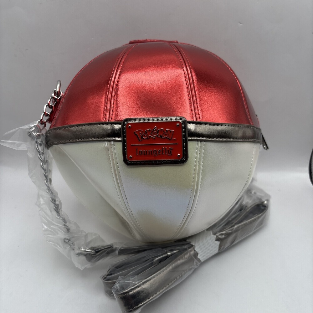 Pokémon Exclusive Pokéball Crossbody Bag - Picture 3 of 4