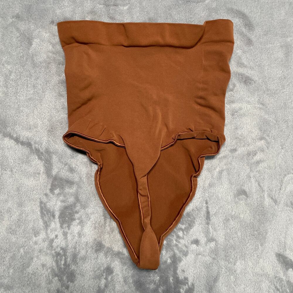 Skims Seamless Sculpt Mid Waist Thong Shapewear Women Large Brown Shaping Smooth - Picture 2 of 7