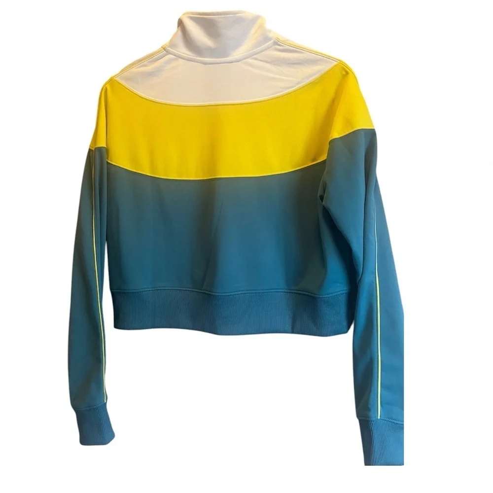Nike Size L Sportswear Heritage Women's Full Zip Track
Jacket RARE - Picture 2 of 4