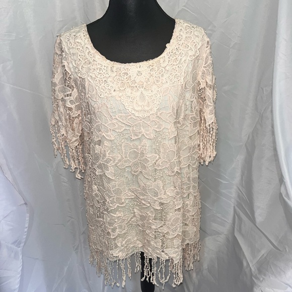 Lady Noiz Tops - Lady Noiz Cream Blouse Elegant Top Crochet Lace Fringe Size Large