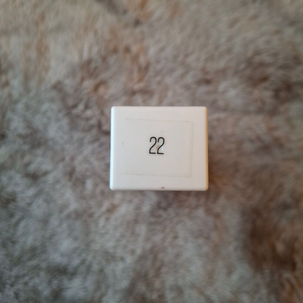 Maybelline Super Stay Active Wear Concealer - Shade 22 - New - Discontinued - Picture 5 of 6
