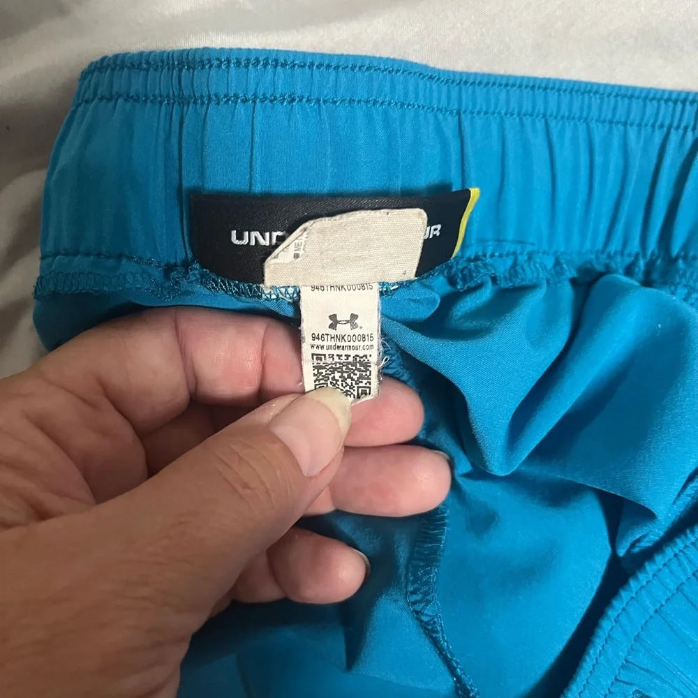 Under Armour Blue Shorts Size Youth‎ Medium - Picture 5 of 6