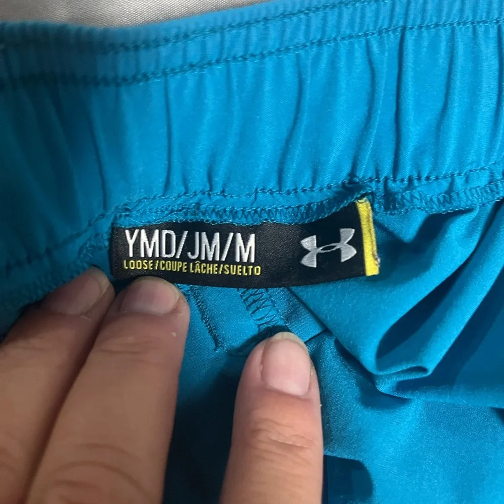 Under Armour Blue Shorts Size Youth‎ Medium - Picture 6 of 6