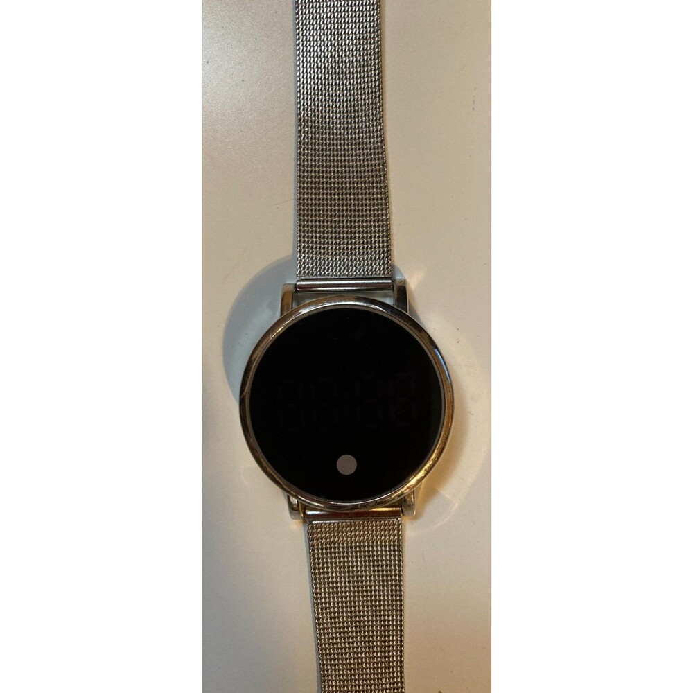 SMART WATCH Men/Women UNBRANDED Silver Strap - Picture 2 of 5