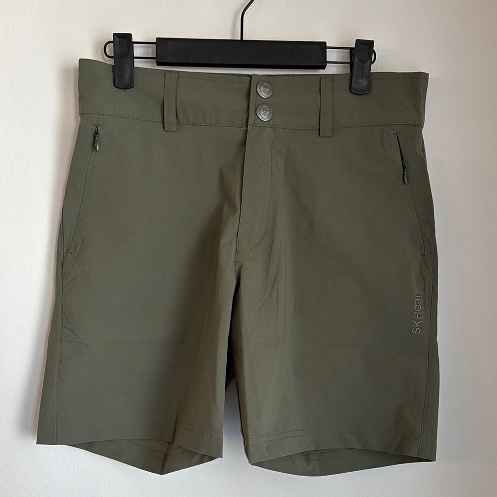 Skhoop Women Anne Olive Green hiking camping performance stretchy Shorts medium